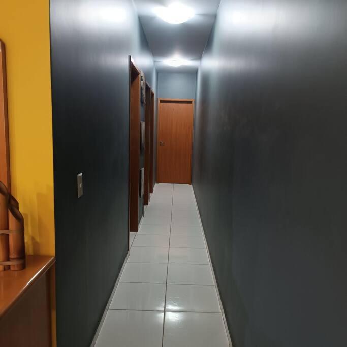 Gray House 4 Londrina - Prヴィラ エクステリア 写真