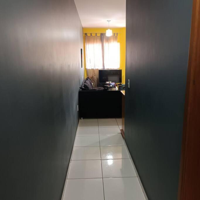 Gray House 4 Londrina - Prヴィラ エクステリア 写真