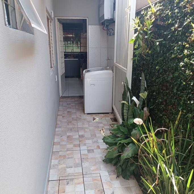 Gray House 4 Londrina - Prヴィラ エクステリア 写真